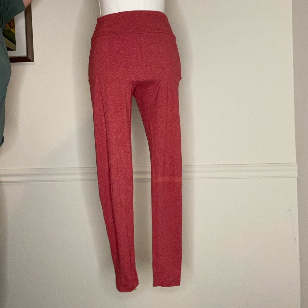 LuLaRoe Heathered Red One Size Leggings
